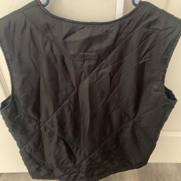 Women’s Black sleeveless vest from Socialite - Picture 3 of 5